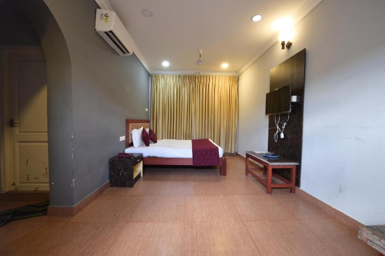 Hotel King Park Pondicherry Exterior foto