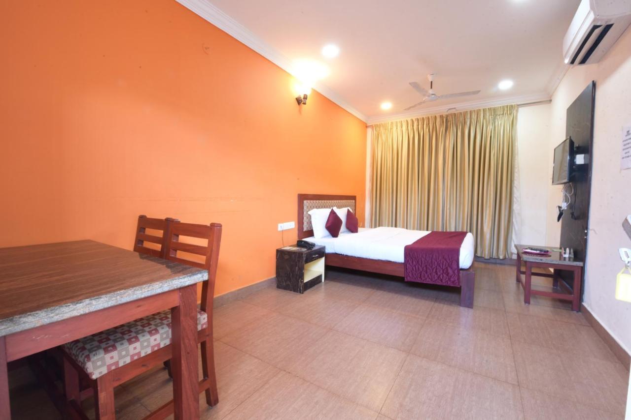 Hotel King Park Pondicherry Exterior foto